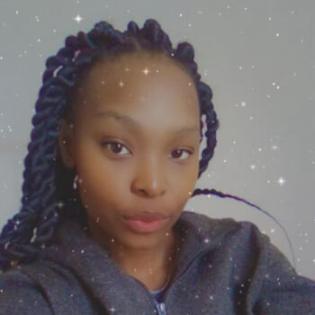 Babysitter in Kimberley: Claudia