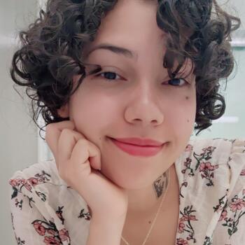 Babysitter in The Colony: Sabrina Gisela