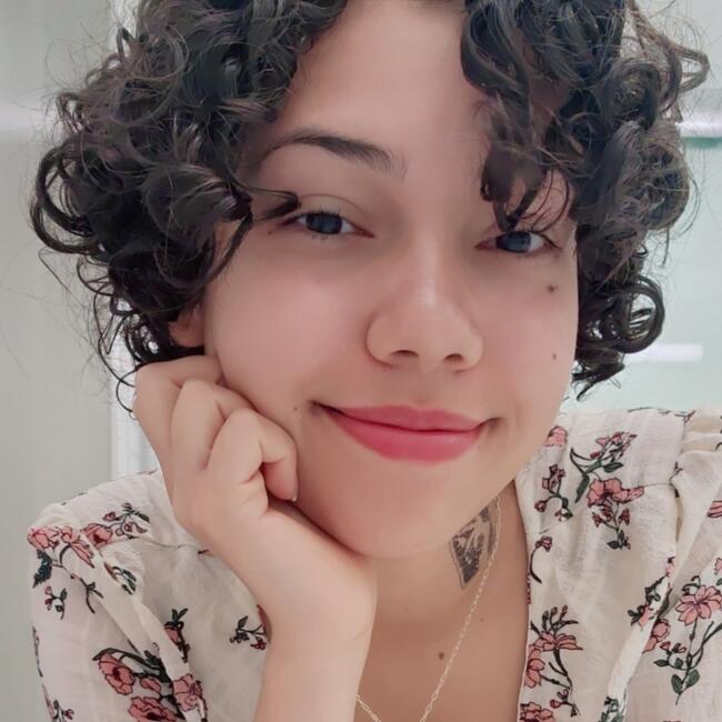 Babysitter in The Colony: Sabrina Gisela