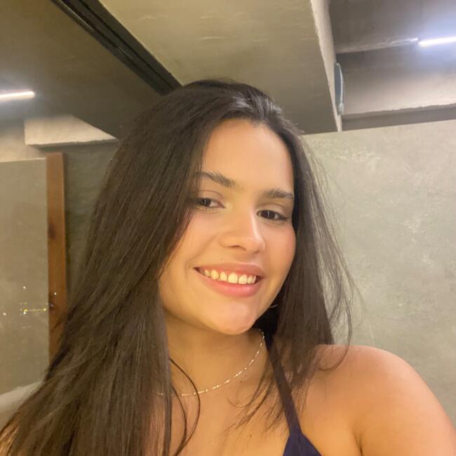 Babysitter in Fortaleza: Ana