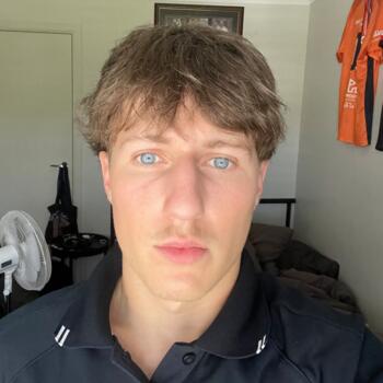 Babysitter Newcastle: Phineas