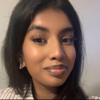 Babysitter in Northolt: Kauthirya