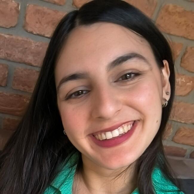 Babysitter in Voula: Ελένη