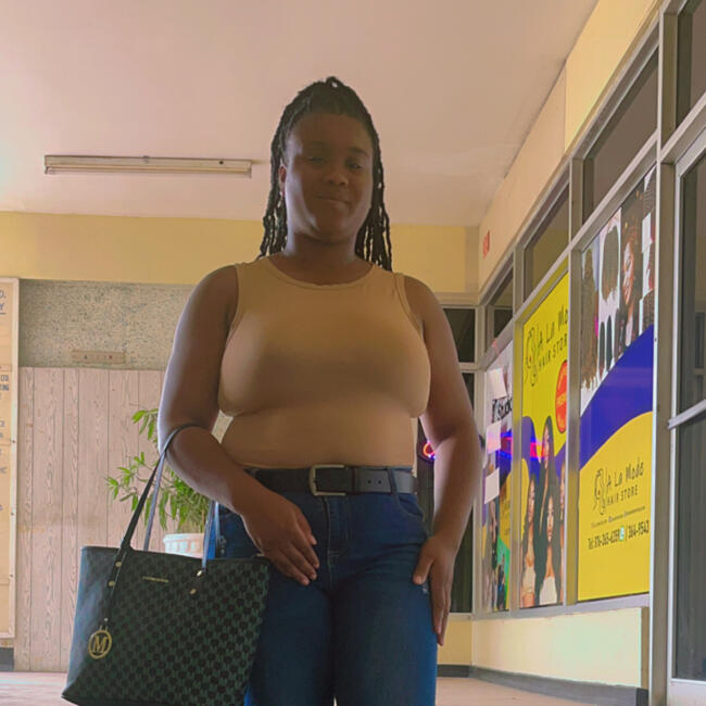 Baby-sitter in Montego Bay: Shaneil