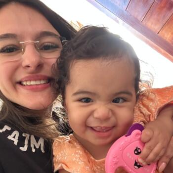 Emprego de babá em Fortaleza: emprego de babá Letícia