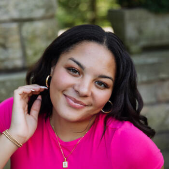 Babysitter in Pittsburgh: Samara