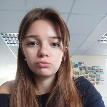Babysitter in Sainte-Luce-sur-Loire: Amandine