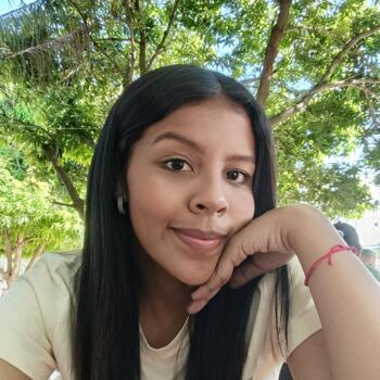 Babysitter in Montería: Isabella