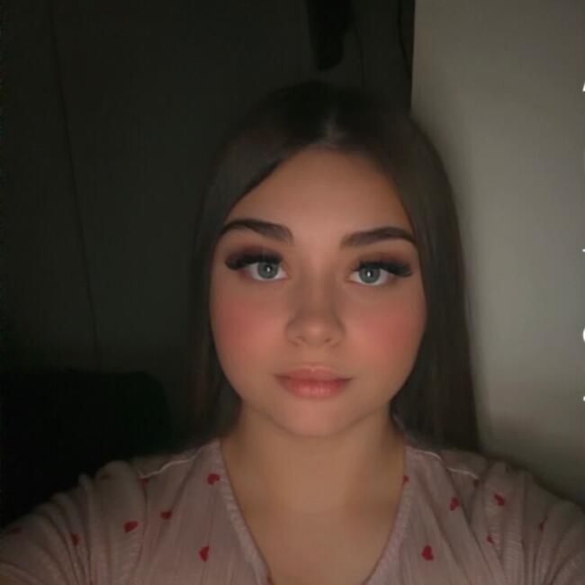 Babysitter in Montéléger: Candice