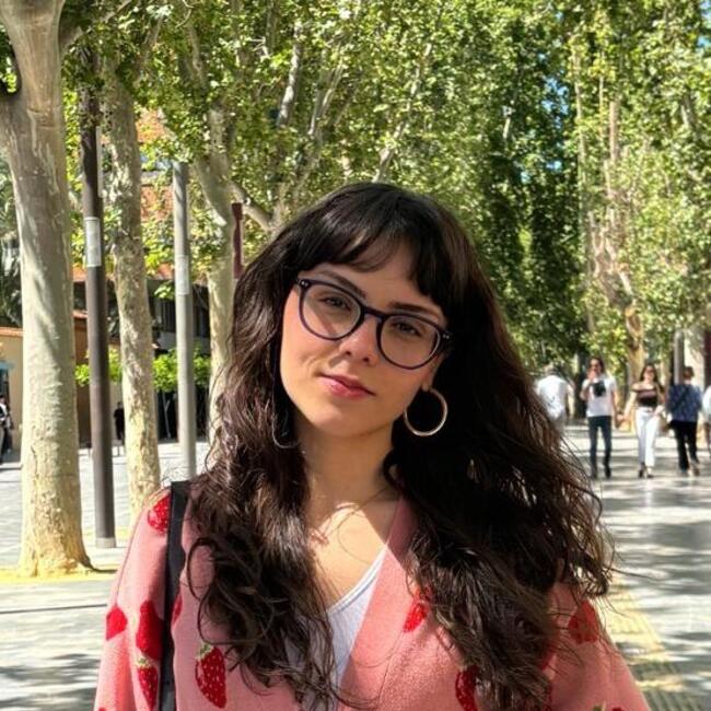 Babysitter in Alicante: Elisa