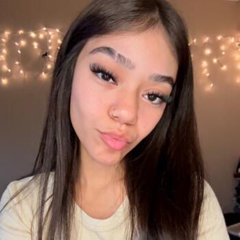 Babysitter Bakersfield: Kayla