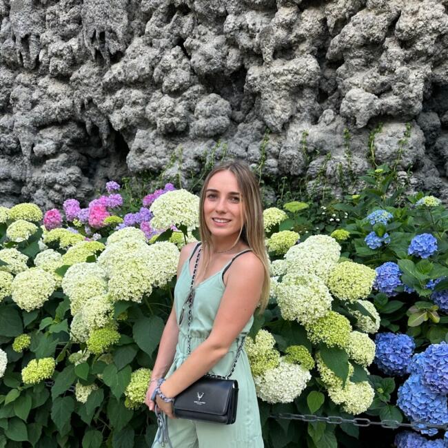 Babysitter in Melbourne: Chloe