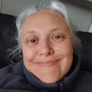 Parent Papamoa: Riana