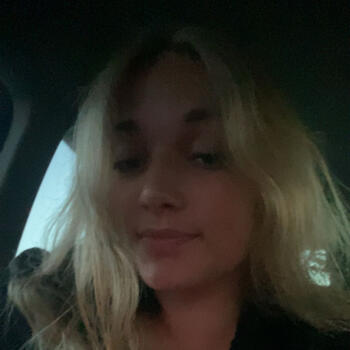 Barnepige i Græsted: Viktoria hangaard linblad