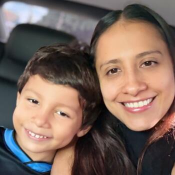 Trabajo para niñera en Villavicencio: trabajo de niñera Camila Andrea