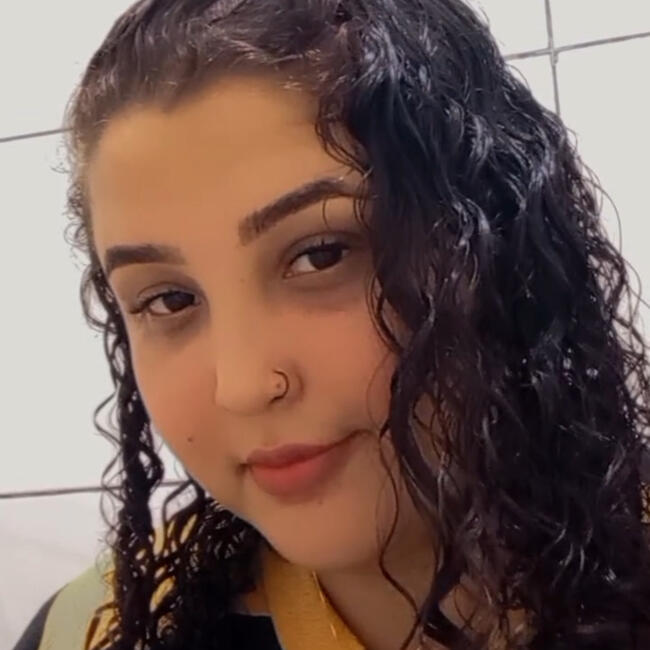 Babysitter in Cuiabá: Naely