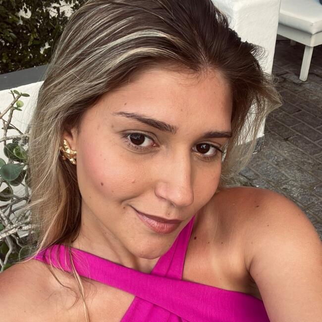 Babysitter in Campos dos Goytacazes: Bianca