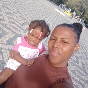 Trabalho de babysitting em Amora: Trabalho de babysitting Sónia