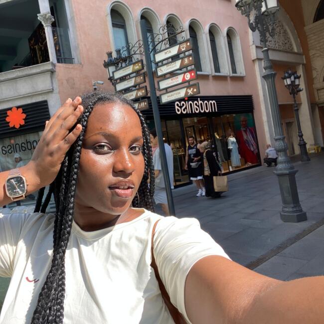 Babysitter in Istanbul: Anny