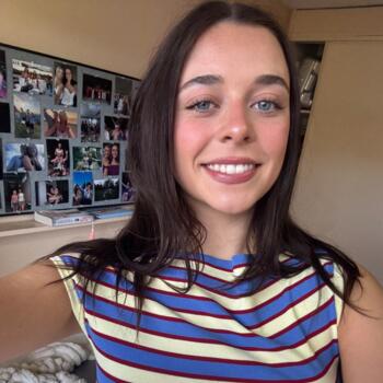 Babysitter in Pukekohe: Summer