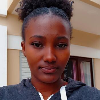 Babysitter em Almada: Espiritosanto