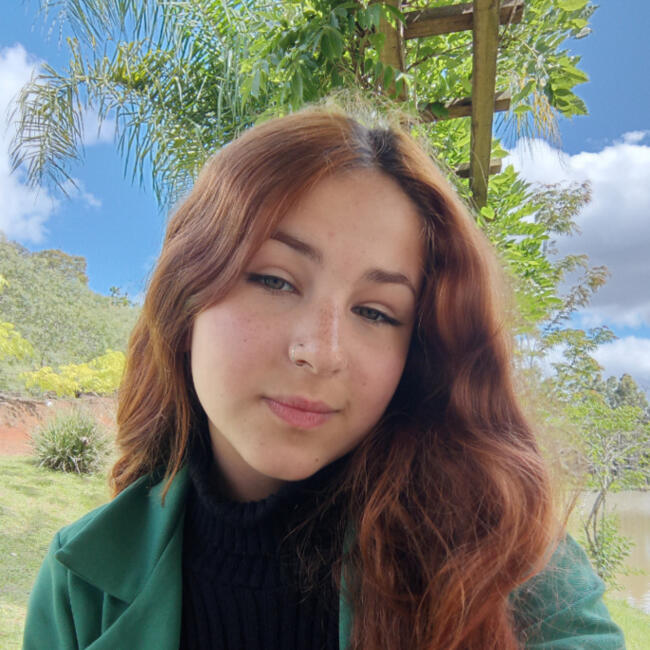 Babysitter in São Bento do Sul: Monica