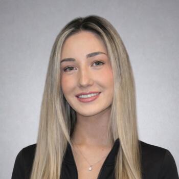 Babysitter in Rathcormac: Lydia