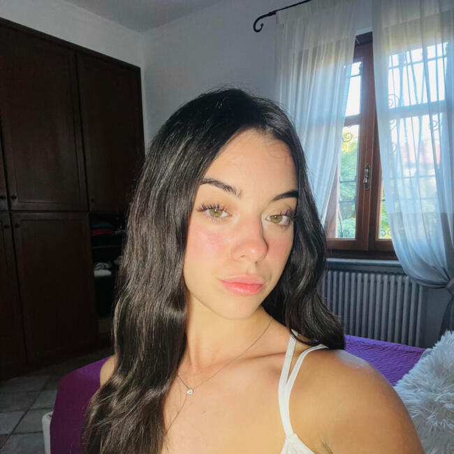 Babysitter in Dubai: Giorgia