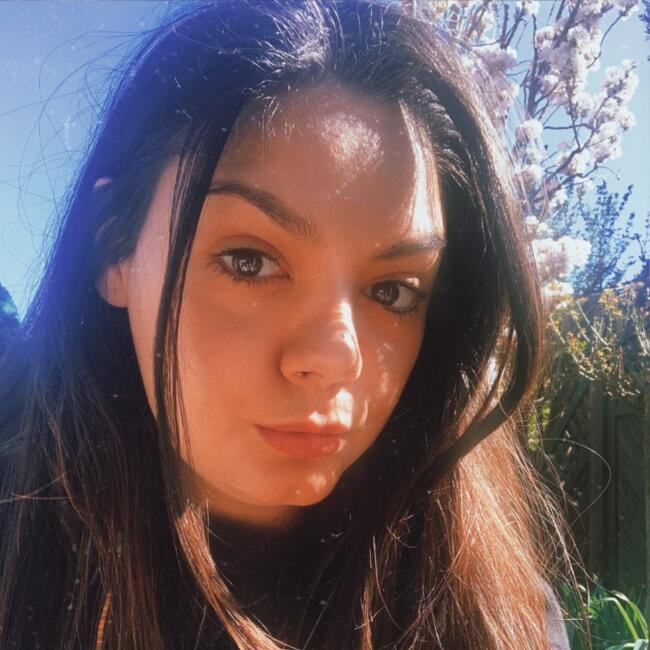 Babysitter a Egg: Morena