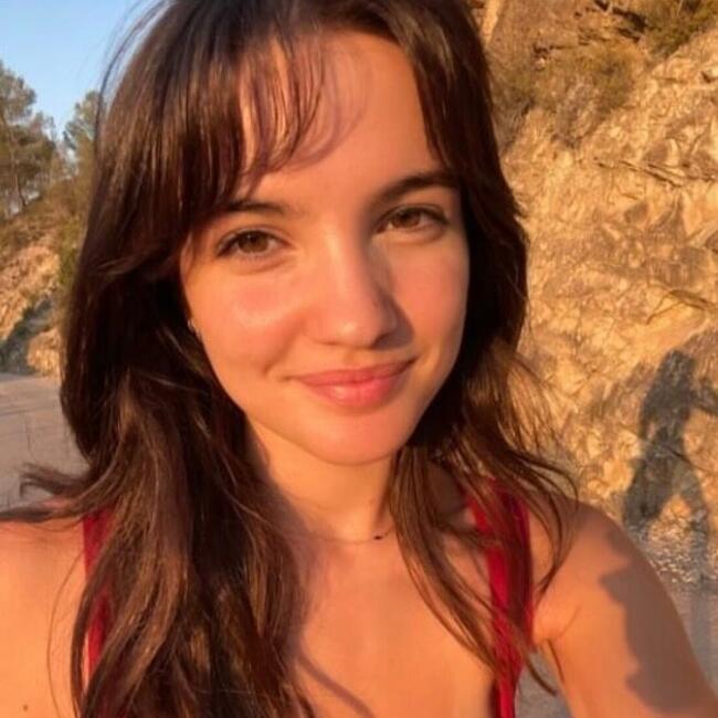 Babysitter in Nîmes: Lucia