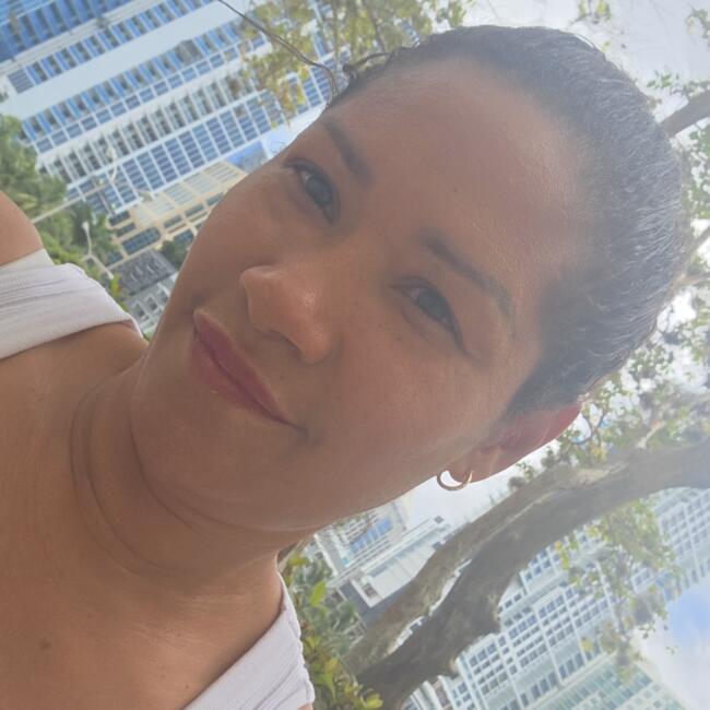 Babysitter in Miami: Diana