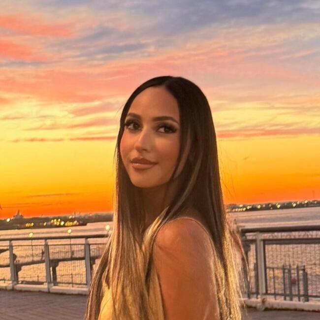 جليسة أطفال في دبي: Yara