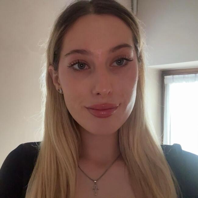 Babysitter in Krakow: Emilia