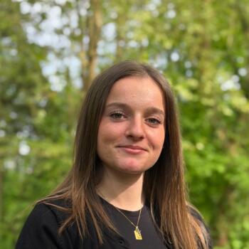 Babysitter in Vélizy-Villacoublay: Loane