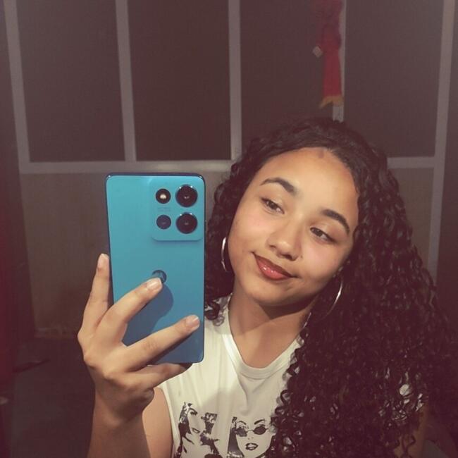 Babá em Curitiba: Mariana