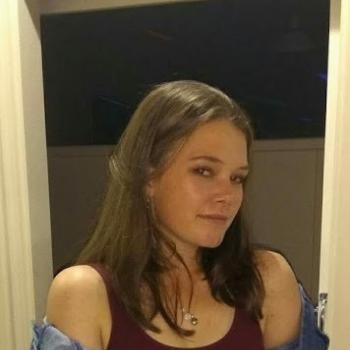 Babysitter Dunedin: Caitlin