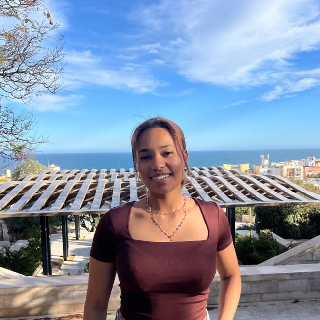Babysitter in Msida: Miriam