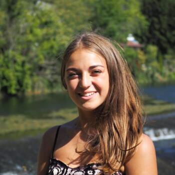 Baby-sitter in Chaux: Lilou