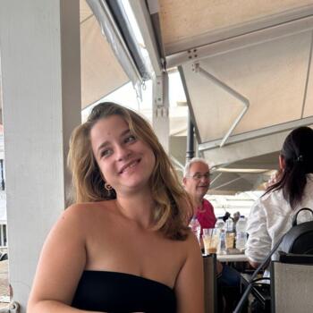 Babysitter in Peristeri: Eua