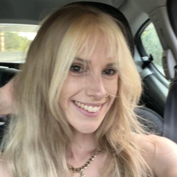 Babysitter in Limonest: Solyne