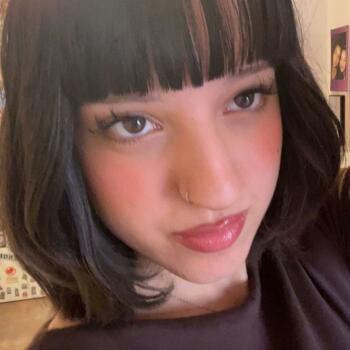 Babysitter in Winterthur: Kayla