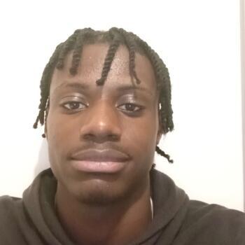 Babysitter Saint-Denis: Noah