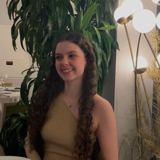 Babysitter in Sant Vicenç de Montalt: Irina