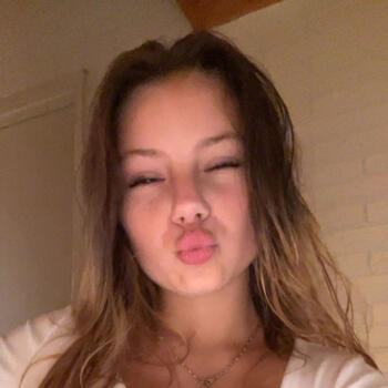 Babysitter in La Queue-en-Brie: Kiana