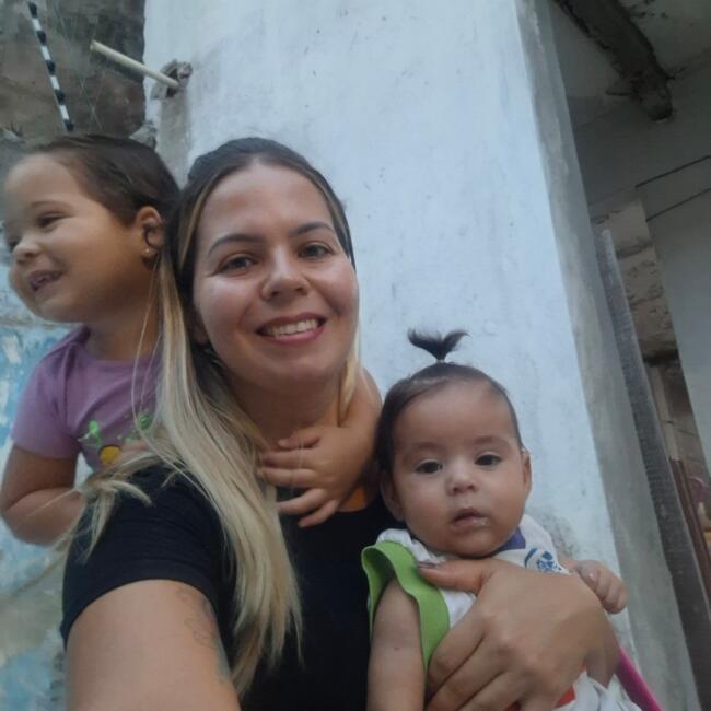 Emprego de babá em Recife: Joice