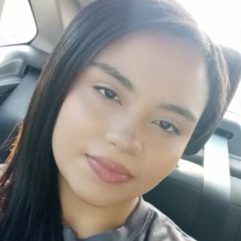 Babysitter Uberlândia: Marcela