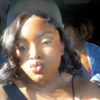 Babysitter Pudsey: Alesha