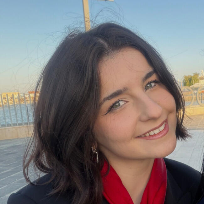 Babysitter in Milan: Anita