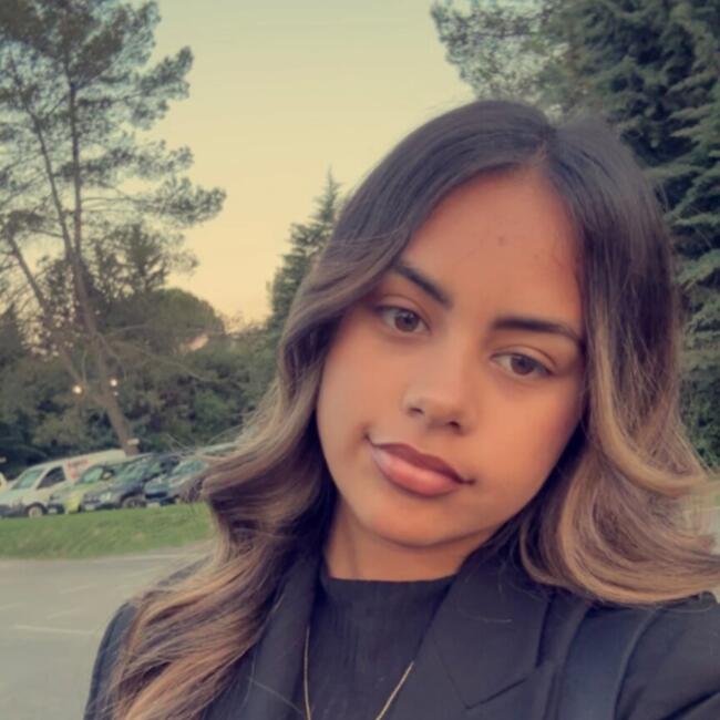 Babysitter in Le Muy: Mayssa