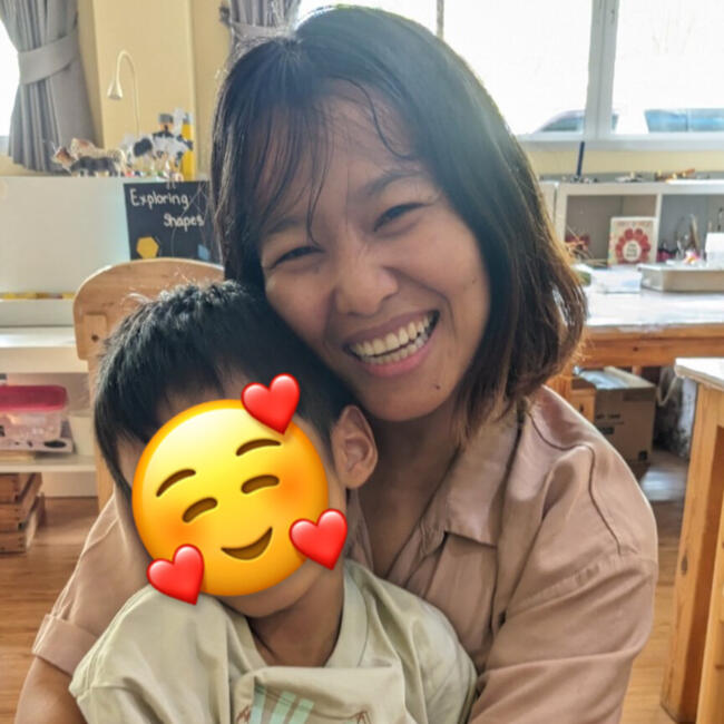 Babysitter in Vadhana: Seng Nu Pan